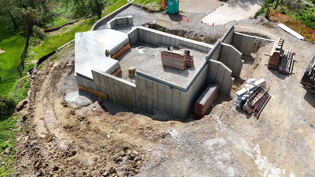 Rocforms modular steel and wood foundation wall formwork