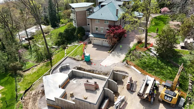 Custom Detached Garage - Photo 3 in Hyde Park, Cincinnati, OH