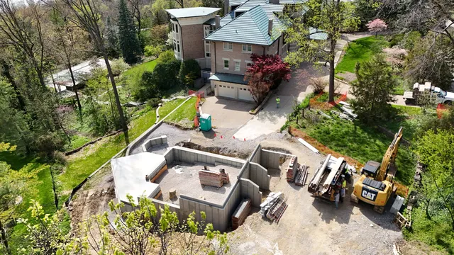 Custom Detached Garage - Photo 4 in Hyde Park, Cincinnati, OH