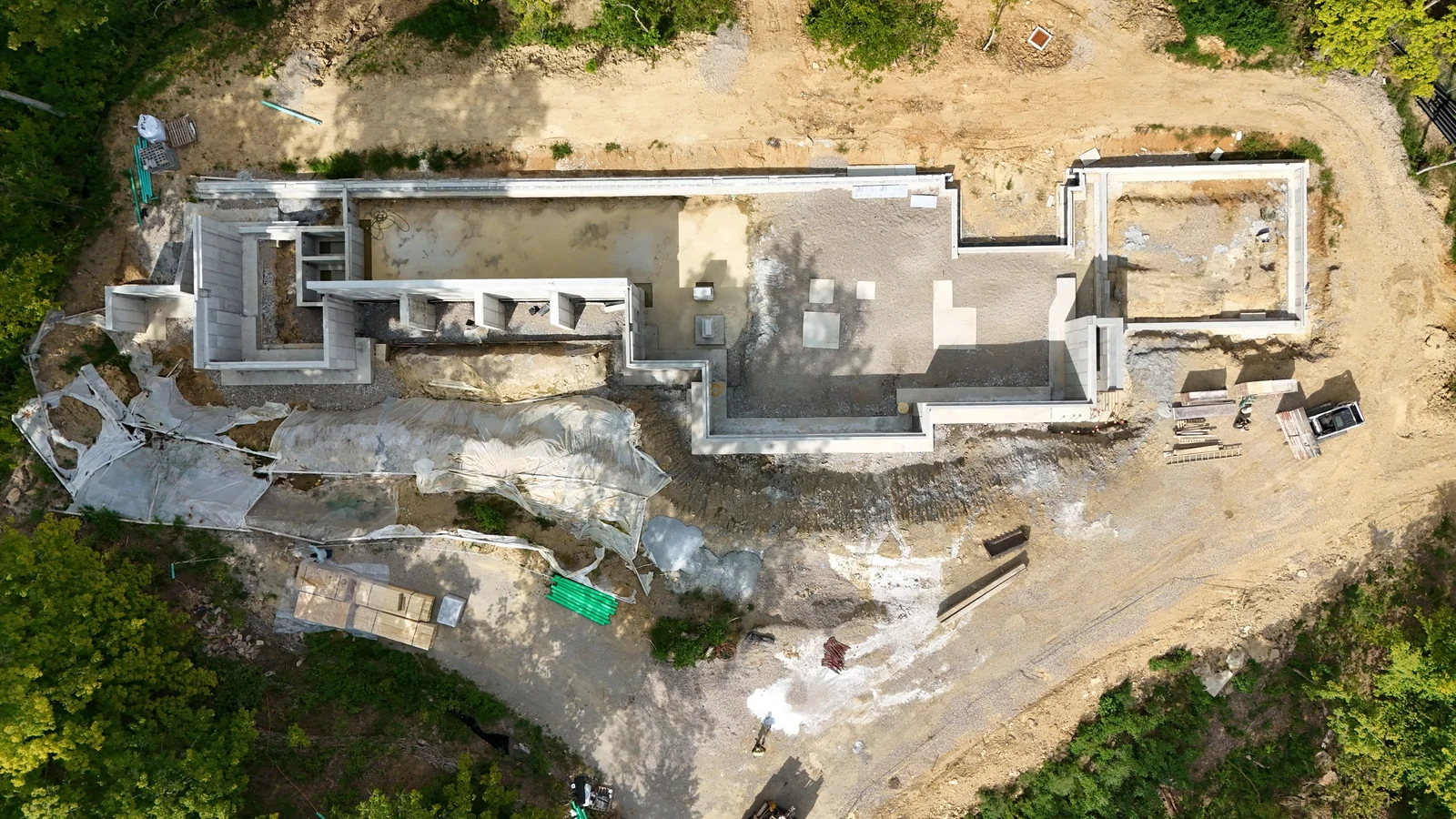 After: Finished poured concrete foundation in Indian Hill